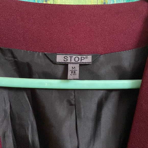 A blazer that you’ll absolutely love to wear! #UnUsed - Picture 3 of 5